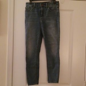 Lucky Brand Bridgette Skinny 8/29
